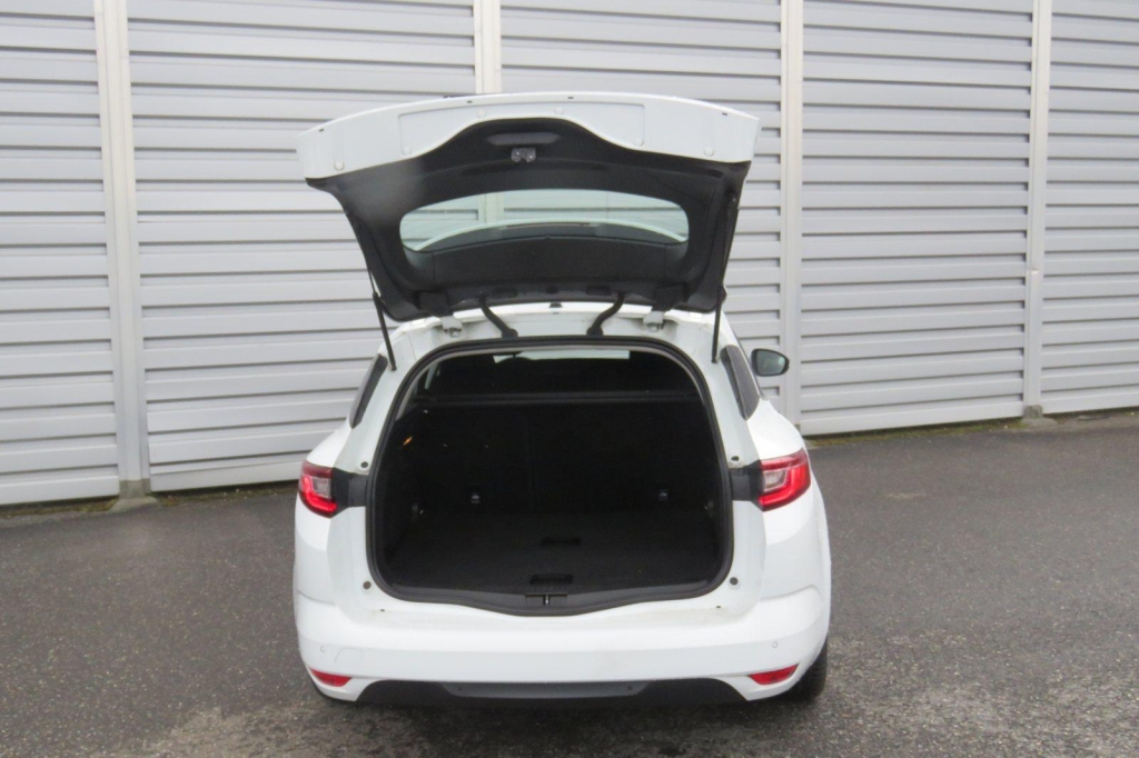 Renault Megane Grandtour 2018 photo 1