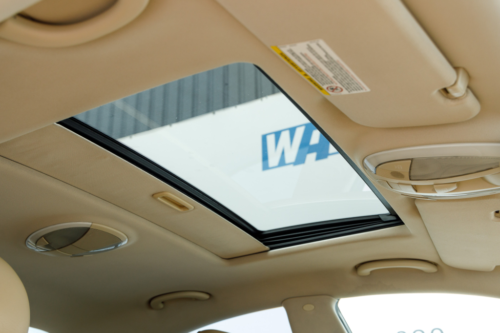 Mercedes-Benz CLS 500 2005 photo 20