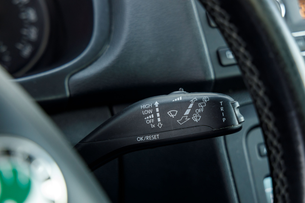 Skoda Fabia 2011 фото 17