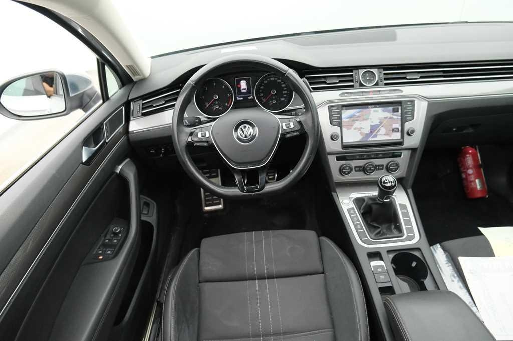 Volkswagen Passat Alltrack 2016 фото 1