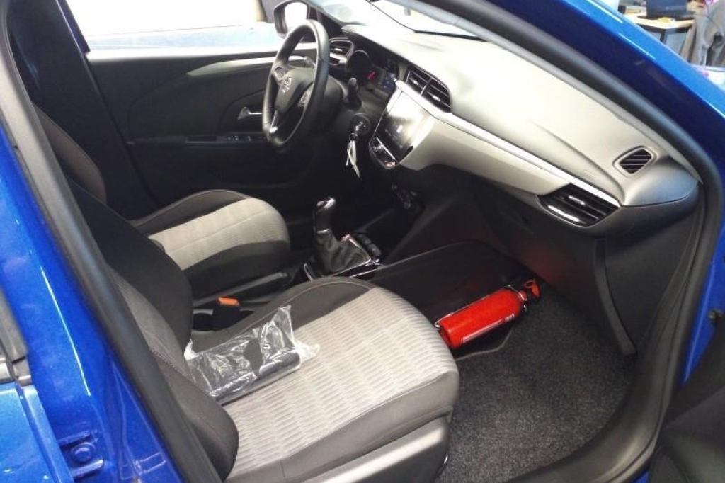 Opel Corsa 2020 фото 2