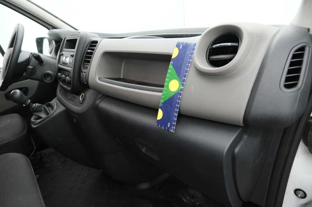 Renault Trafic 2015 photo 47