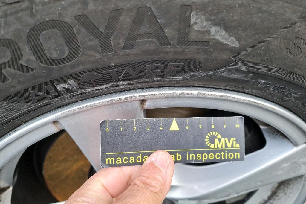 Volvo V60 2016 фото 14