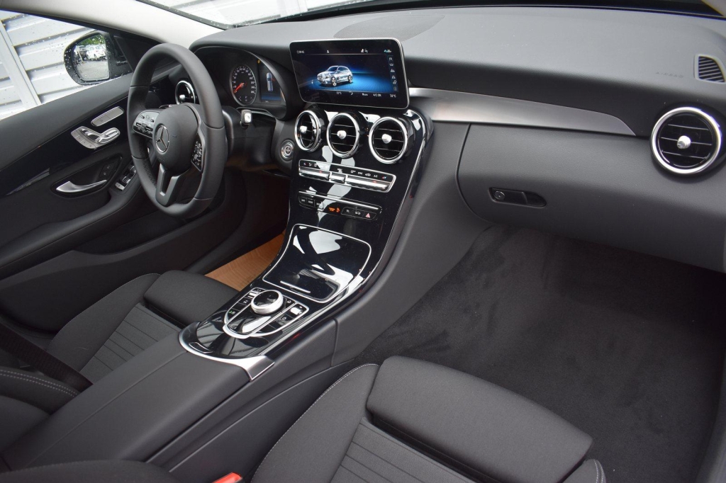 Mercedes-Benz C-Klasse 2021 photo 1