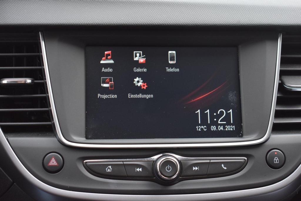 Opel Crossland X 2019 photo 1