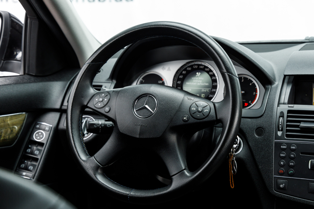 Mercedes-Benz C 220 Avantgarde 2008 фото 24