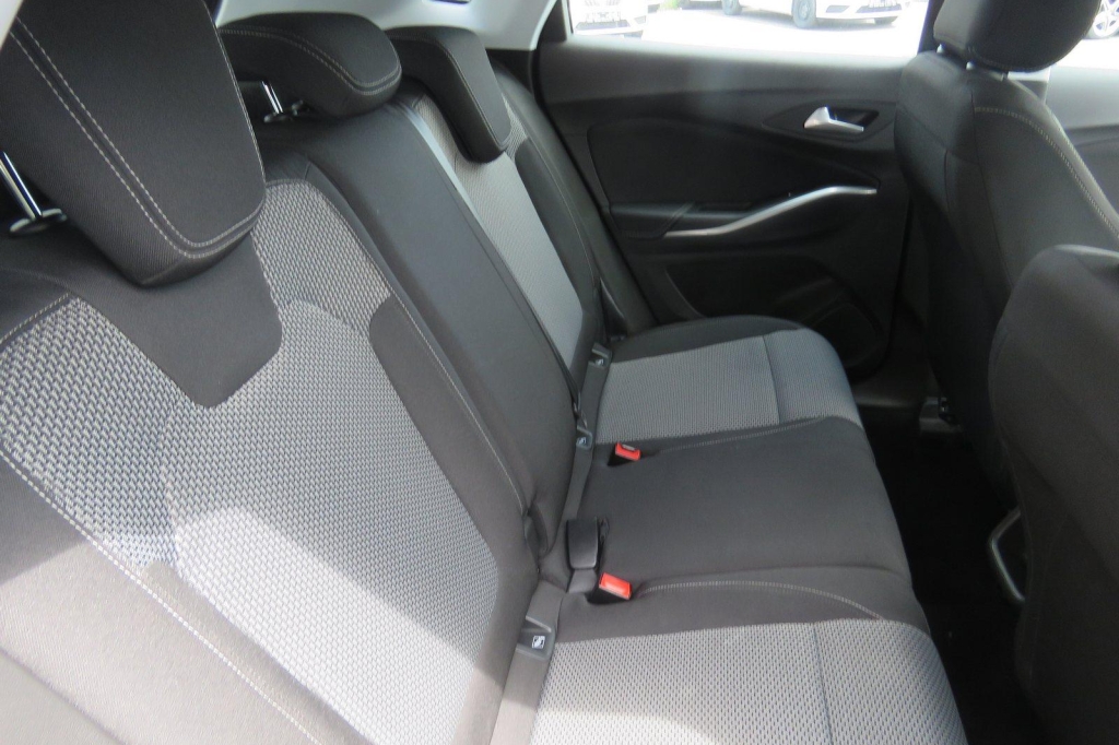 Opel Grandland X 2019 photo 2