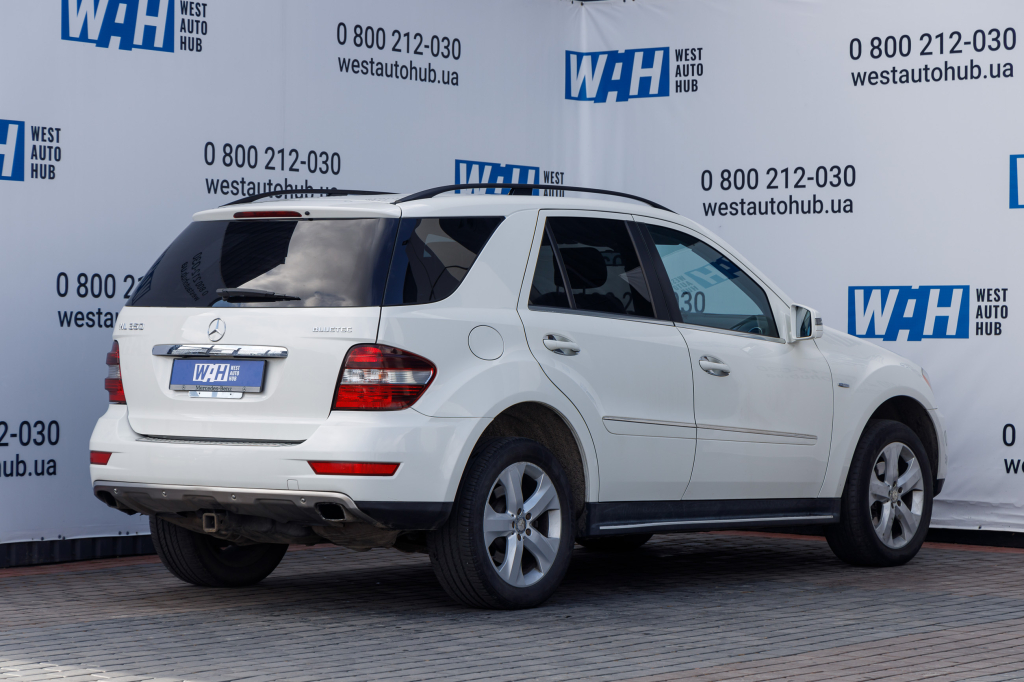 Mercedes-Benz ML 350 2011 photo 3