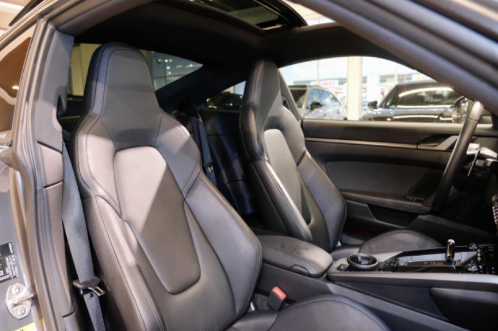 Porsche 992 2019 фото 5