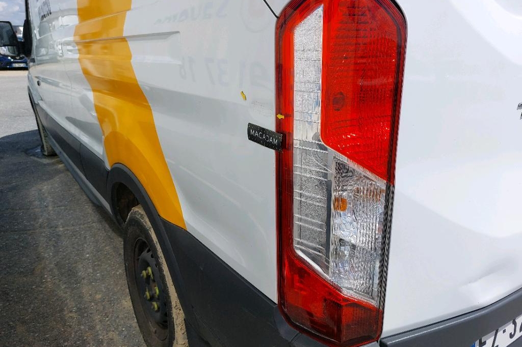 Ford Transit 2018 photo 12