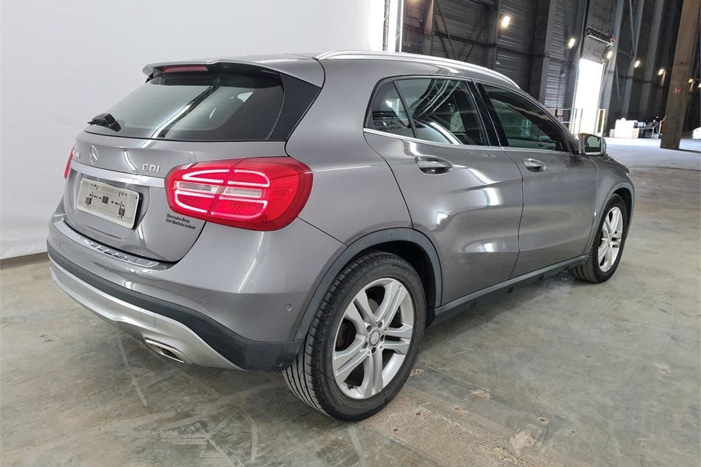 Mercedes-Benz GLA-Class 2014 фото 3