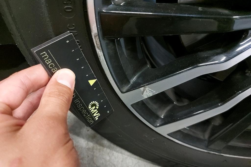 Volvo V40 2016 фото 24