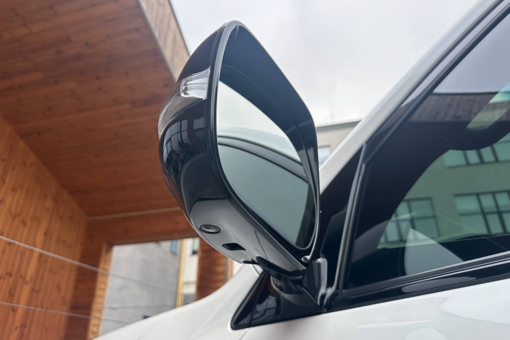 Lexus LX 450 2019 фото Lexus LX 450 2019 фото 6