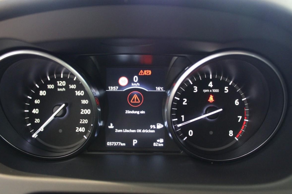 Land Rover Discovery 2017 фото 9