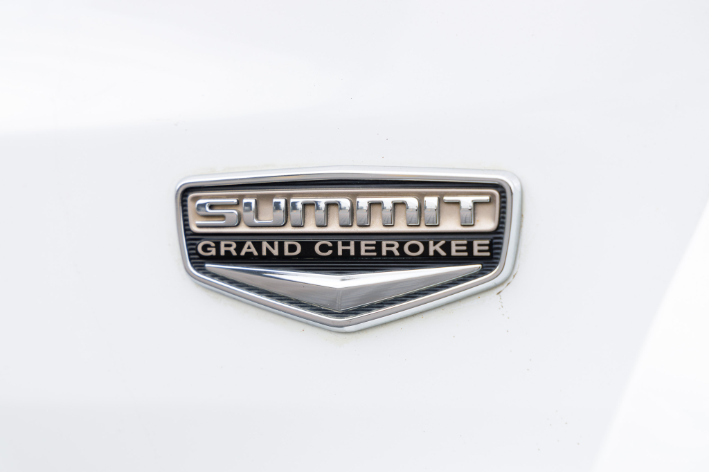 Jeep Grand Cherokee  Summit 2014 фото 31