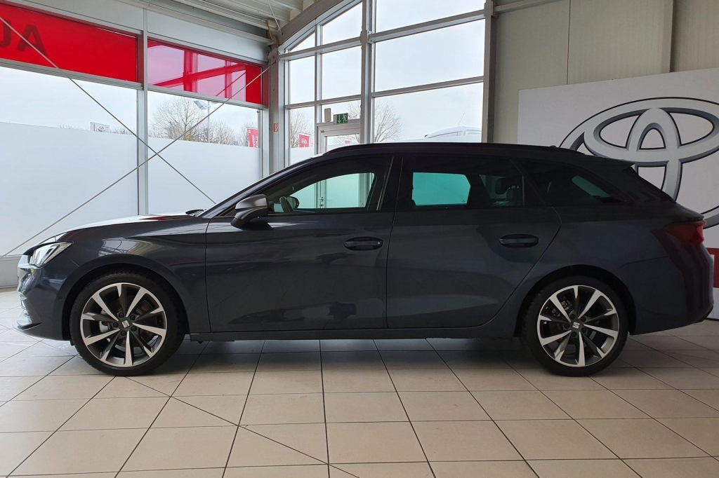 SEAT Leon ST 2020 фото 2