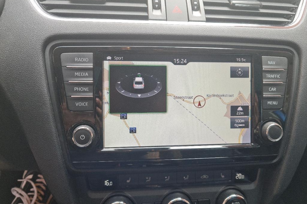 Skoda Octavia Combi 2016 photo 6