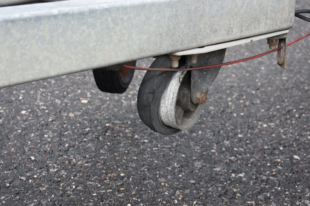 Blyss Anhänger Jupiter 2017 фото 4