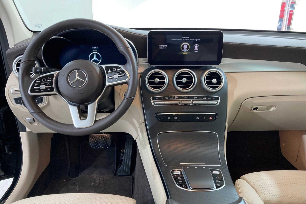 Mercedes-AMG GLC-Klasse 2020 photo 7