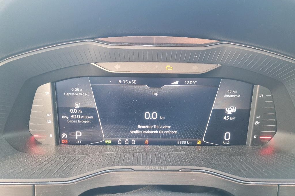 Skoda Superb Combi 2020 фото 4