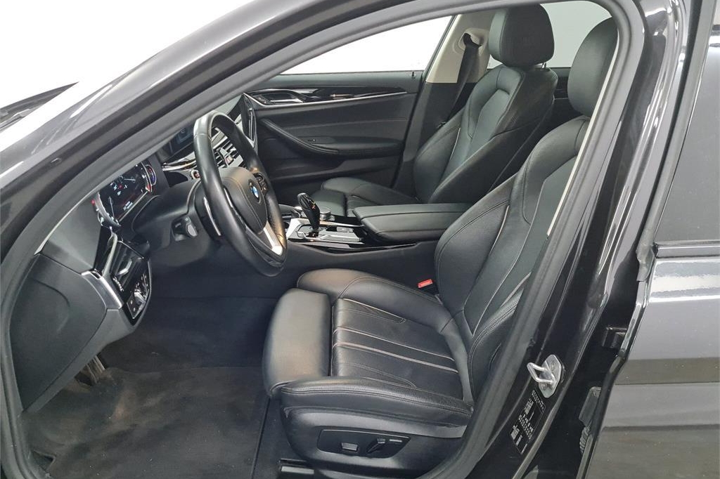 BMW 5er Touring 2017 photo 6