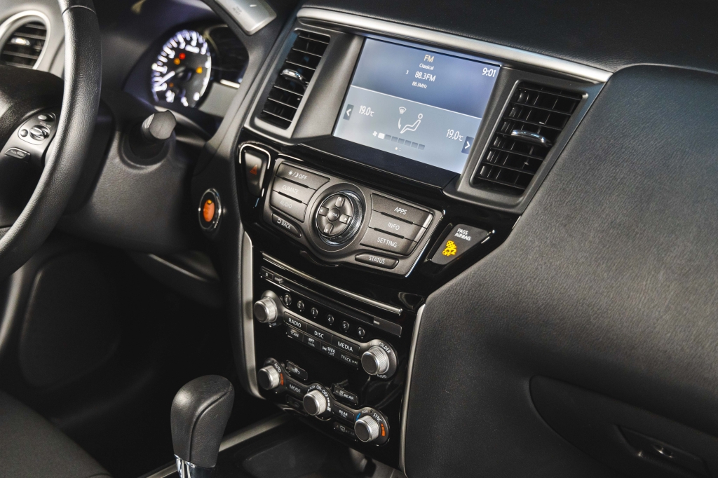 Nissan Pathfinder SV 2019 фото 27