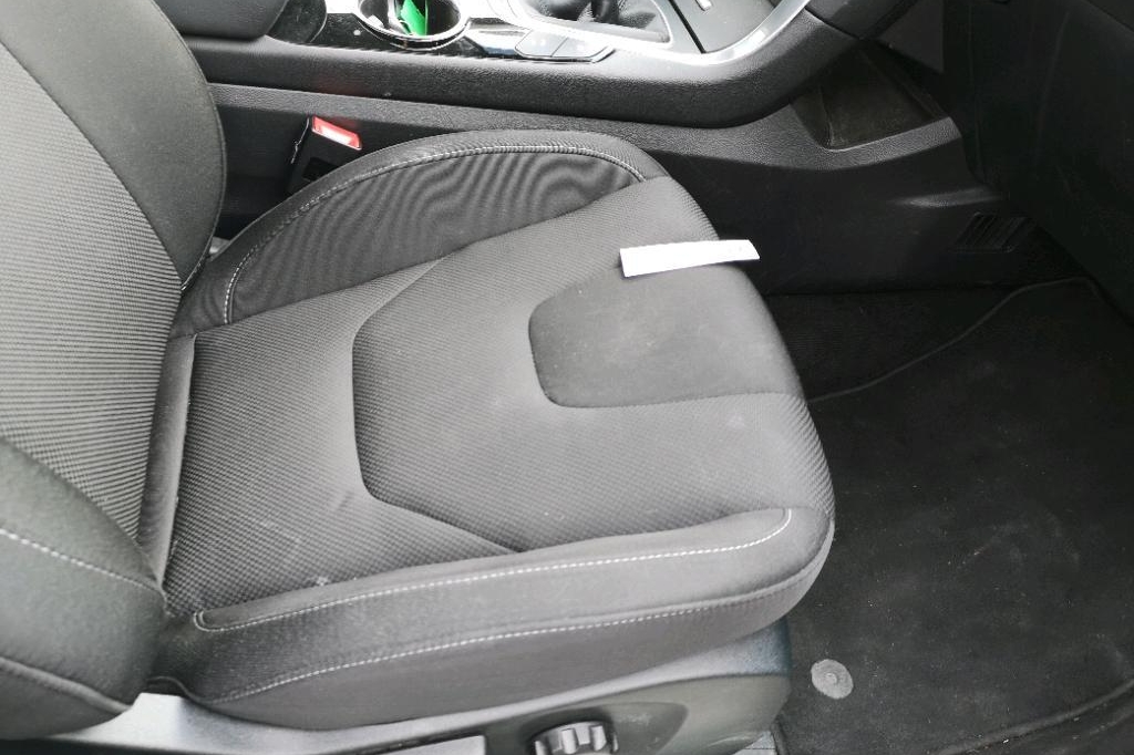 Ford S-Max 2019 photo 24