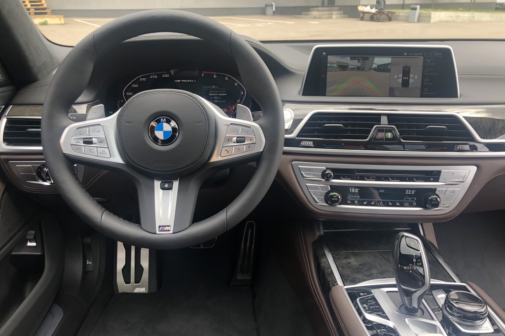 BMW 760 Li M XDrive  2021 фото 5