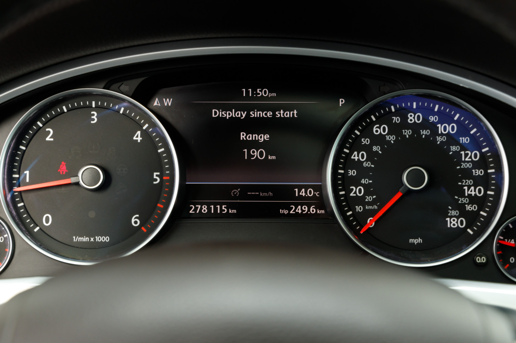 Volkswagen Touareg 2012 фото 28