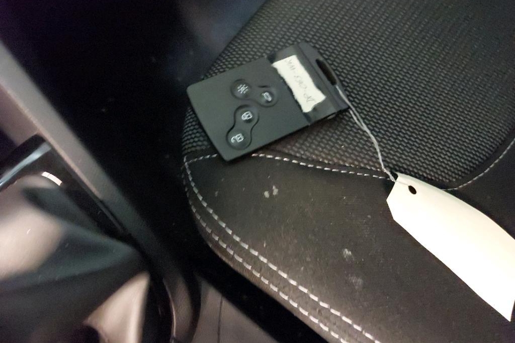 Renault Clio 2015 фото 23