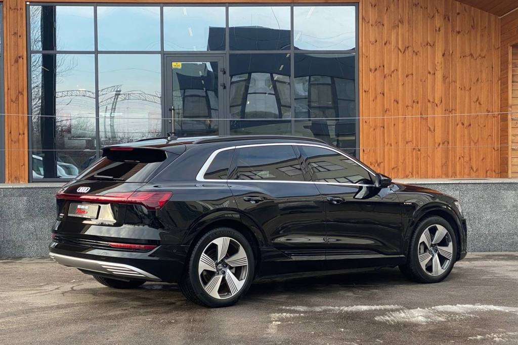 Audi e-tron 2019 photo 5