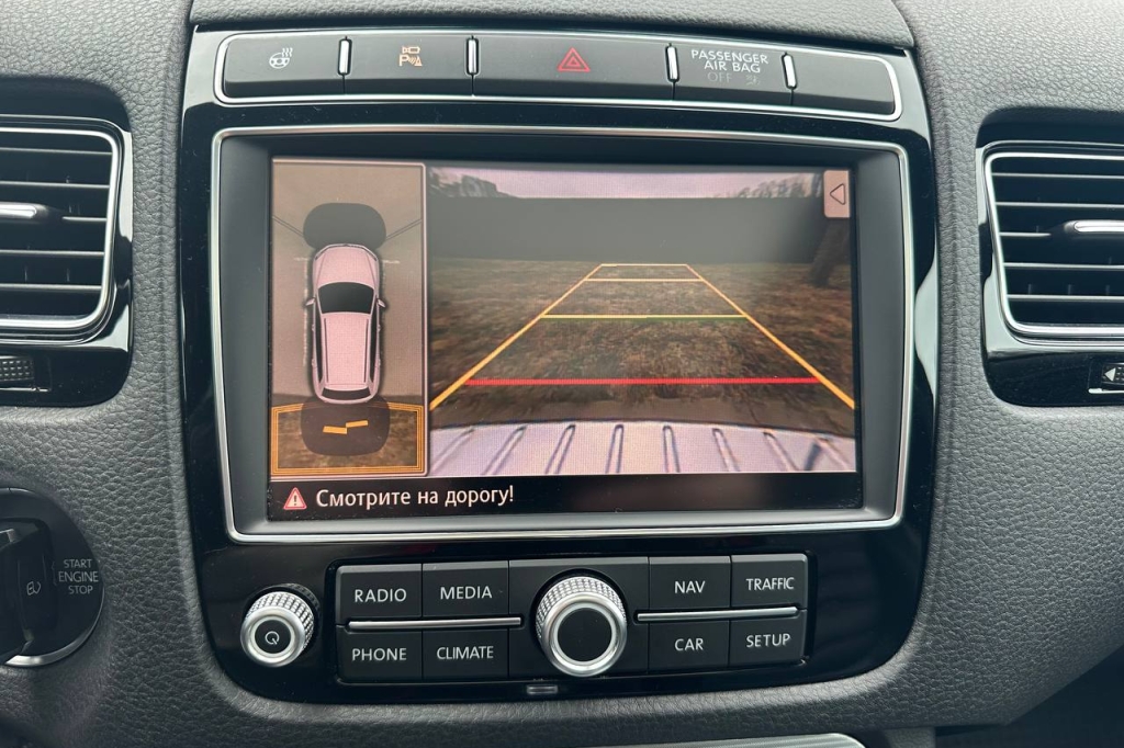 Volkswagen Touareg R-line 2015 фото Volkswagen Touareg R-line 2015 фото 21