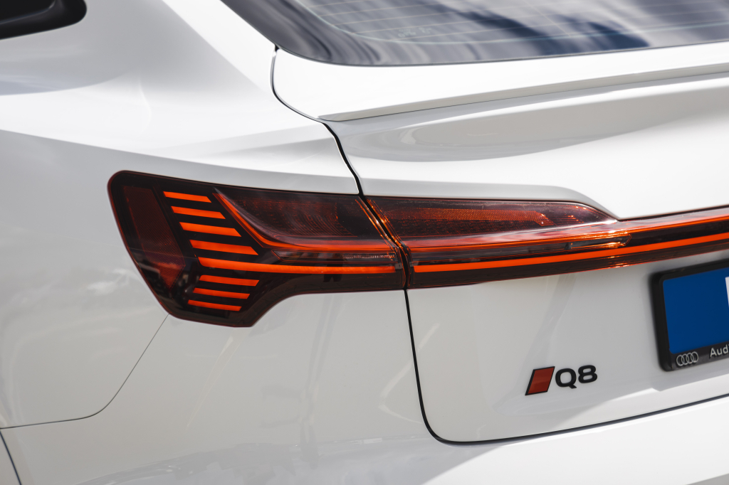 Audi Q8 Sportback e-tron 2023 photo 15