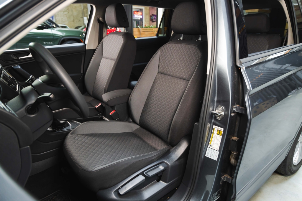 Volkswagen Tiguan S 2019 photo 14