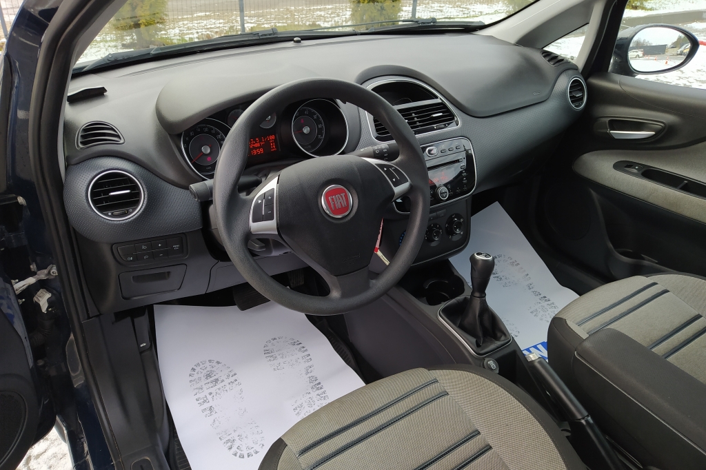 Fiat Punto фото 8