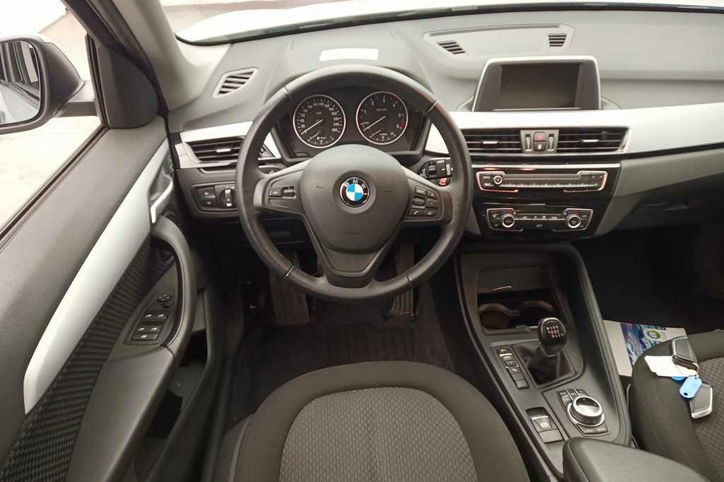 BMW X1 2017 фото 3
