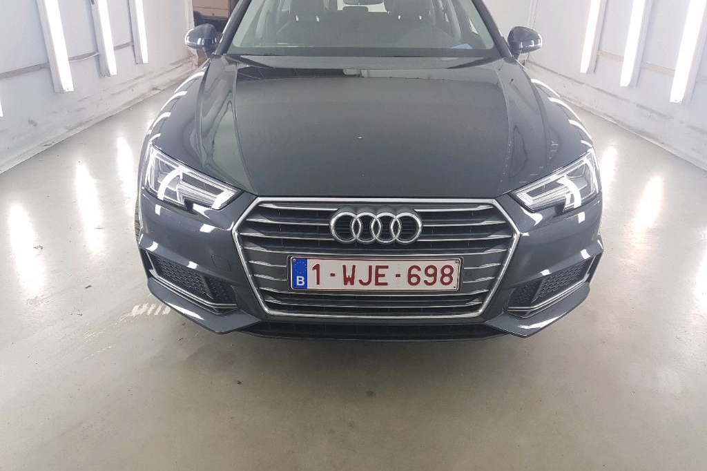 Audi A4 Avant 2019 фото 13