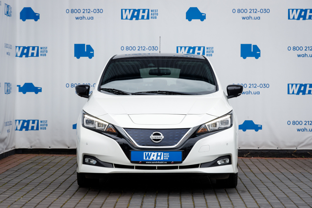 Nissan Leaf 2017 фото 1