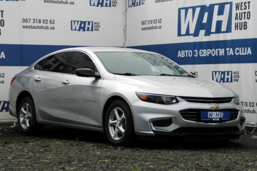Chevrolet Malibu LE 2018 фото 2