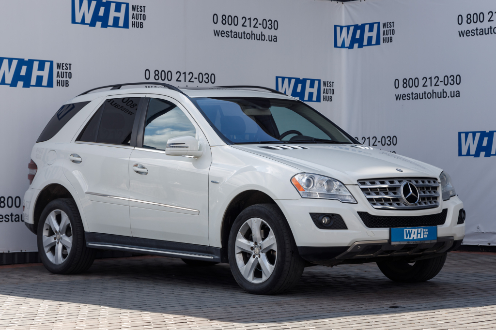 Mercedes-Benz ML 350 2011 photo 2