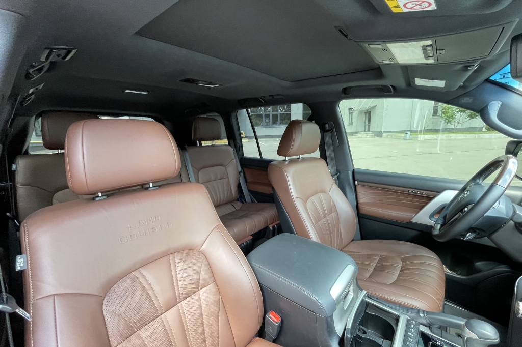 Toyota Land Cruiser 200 Executive Lounge 2019 photo 12