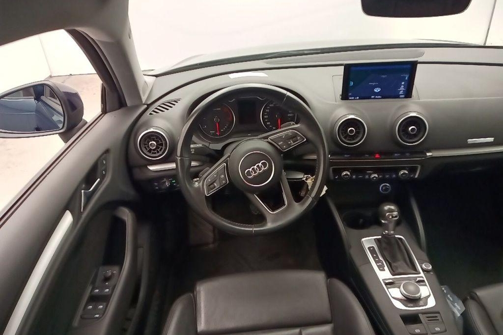 Audi A3 Sportback 2017 photo 1