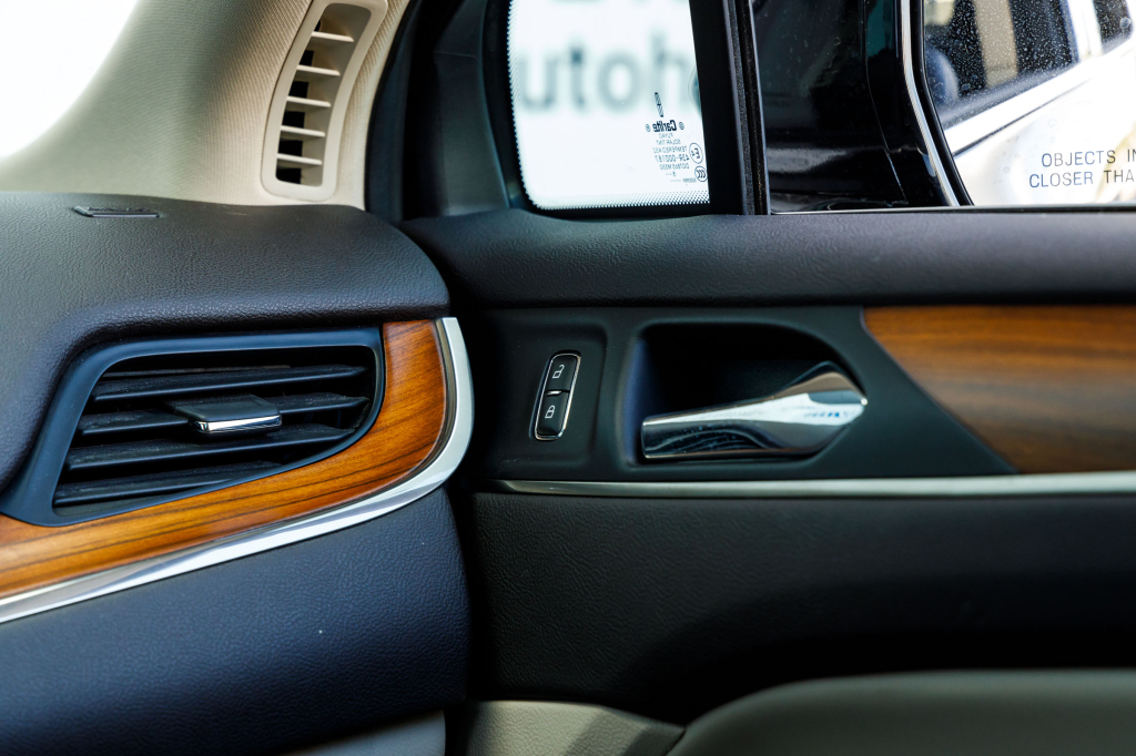 Lincoln MKC 2016 photo 14