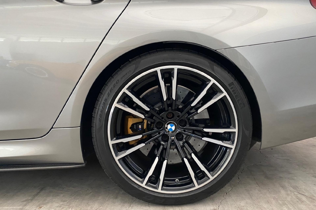 BMW M5 2019 photo 1