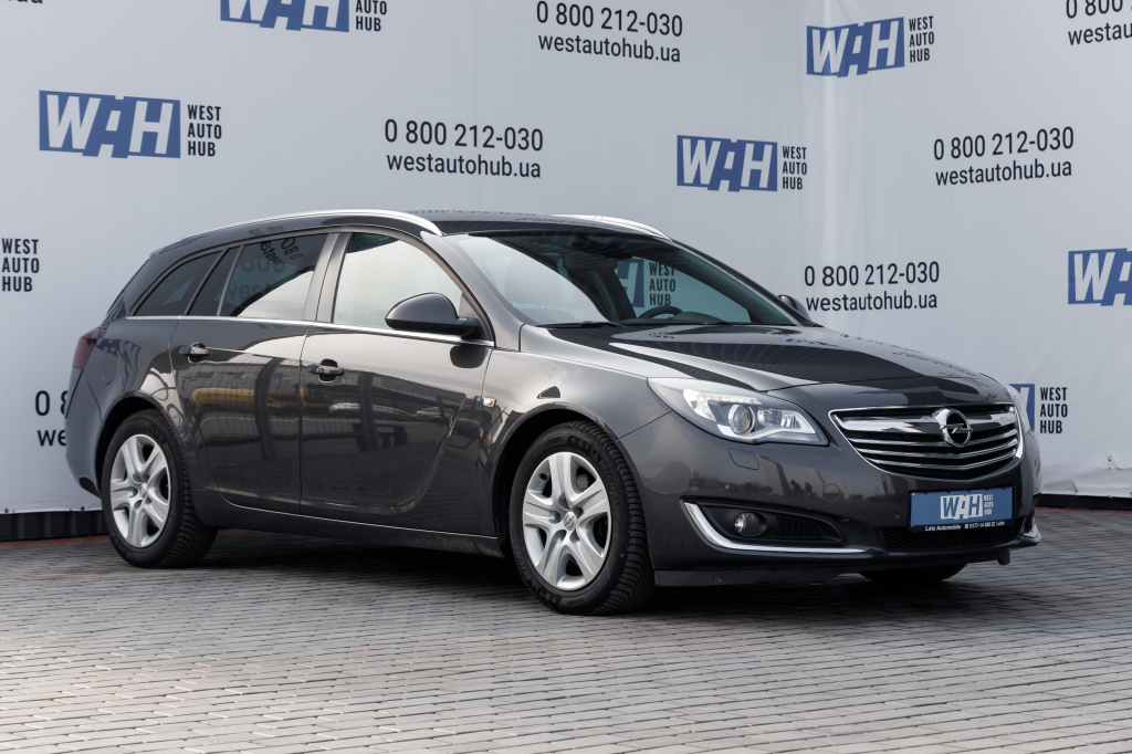 Opel Insignia фото 2