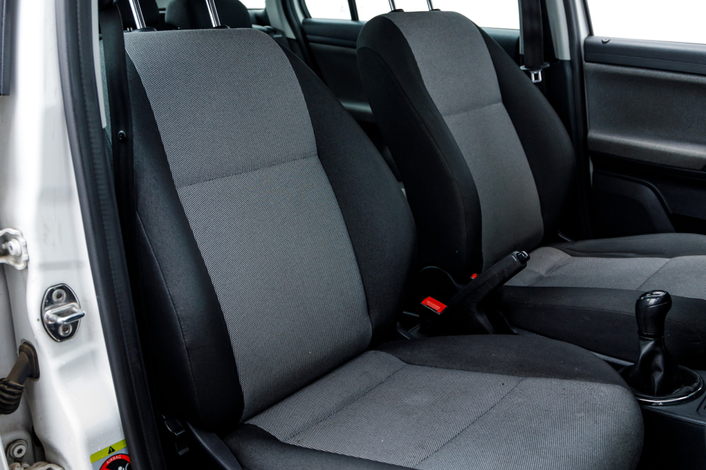 Skoda Fabia 2014 photo 12