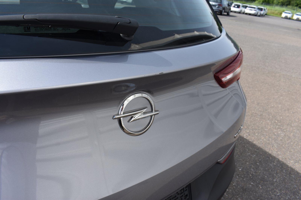 Opel Grandland X 2019 photo 16
