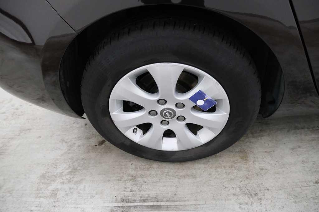 Opel Zafira 2017 фото 22