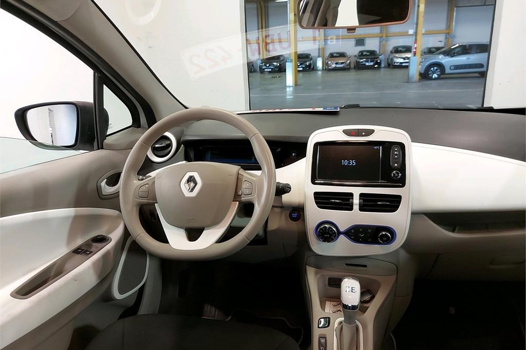 Renault Zoe 2018 фото 4