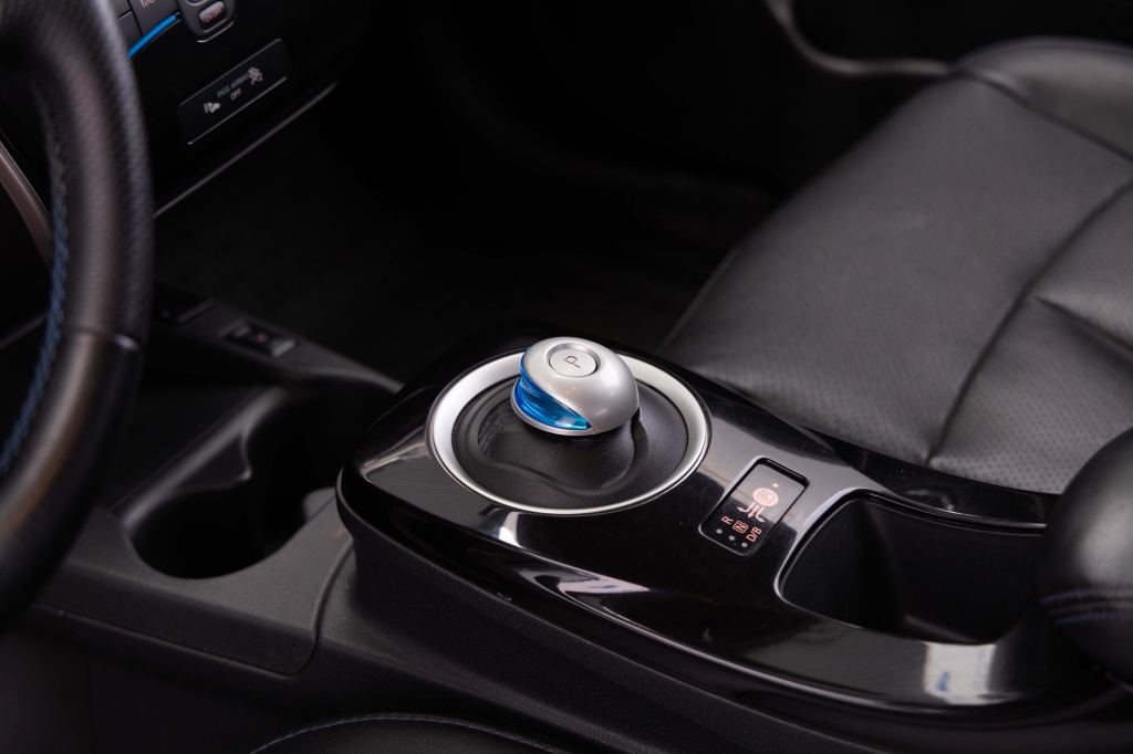 Nissan Leaf 2013 фото 20